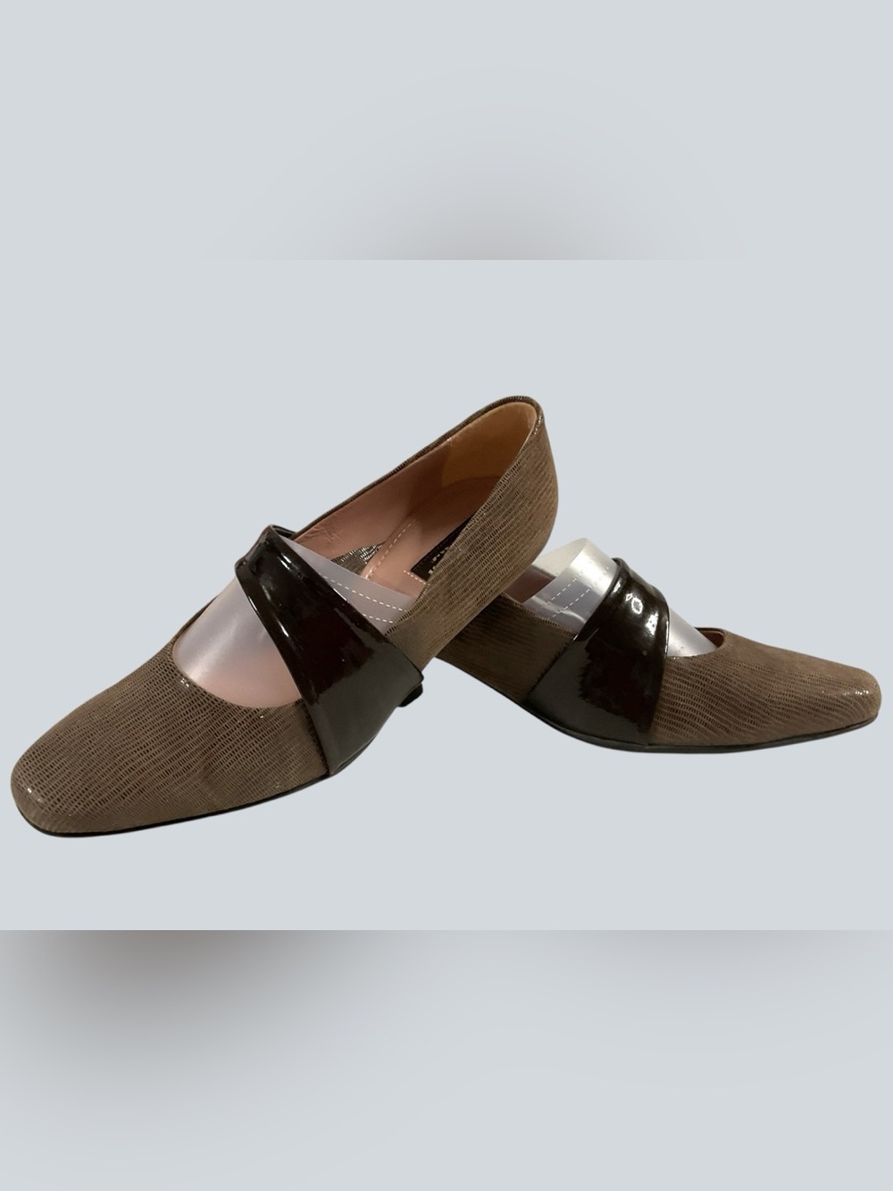 BeautiFeel Victoria Mary Jane Textured Pumps Women's Size EU 40/US 9 - Picture 5 of 9